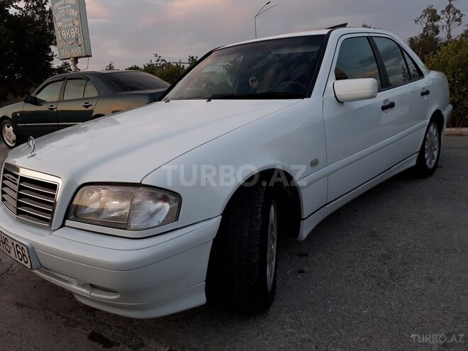 Mercedes C 180 1997, 210,000 km - 1.8 л - Bakı