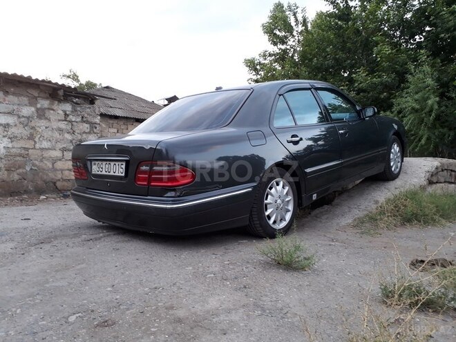 Mercedes E 270 2000, 0 km - 9.5 л - Şirvan