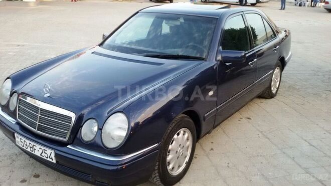 Mercedes E 230 1996, 283,000 km - 2.3 л - Xırdalan