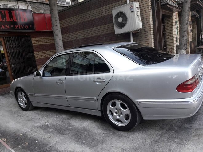 Mercedes E 240 1999, 245,109 km - 2.6 л - Bakı