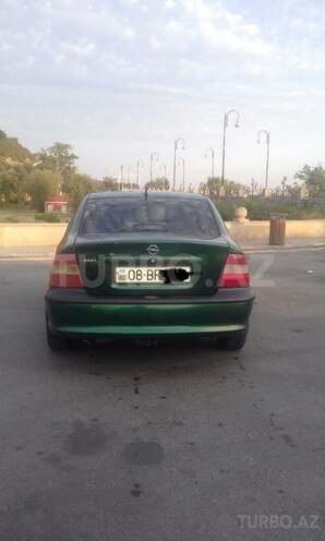 Opel Vectra 1997, 318,000 km - 1.6 l - Balakən