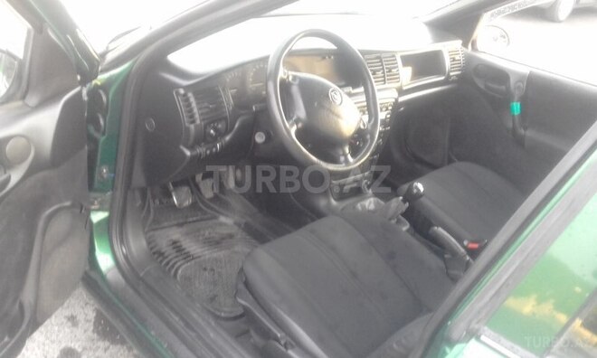 Opel Vectra 1997, 318,000 km - 1.6 l - Balakən