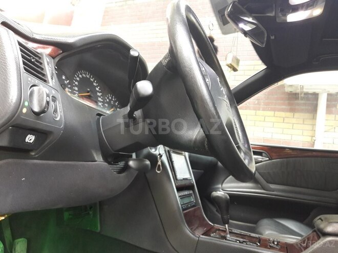 Mercedes E 240 1999, 245,109 km - 2.6 л - Bakı