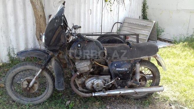 IJ  1990, 75,000 km - 1.0 l - Saatlı