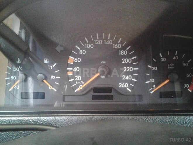 Mercedes C 240 1997, 190,447 km - 2.4 l - Bakı