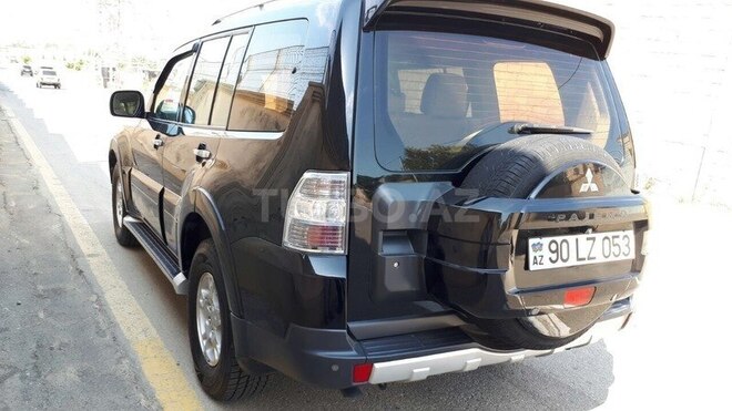 Mitsubishi Pajero 2007, 115,556 km - 3.0 l - Bakı