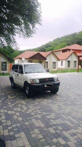 Mitsubishi Pajero 2003, 100,000 km - 2.8 л - Bakı