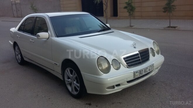 Mercedes E 200 2001, 308,055 km - 2.0 l - Bakı