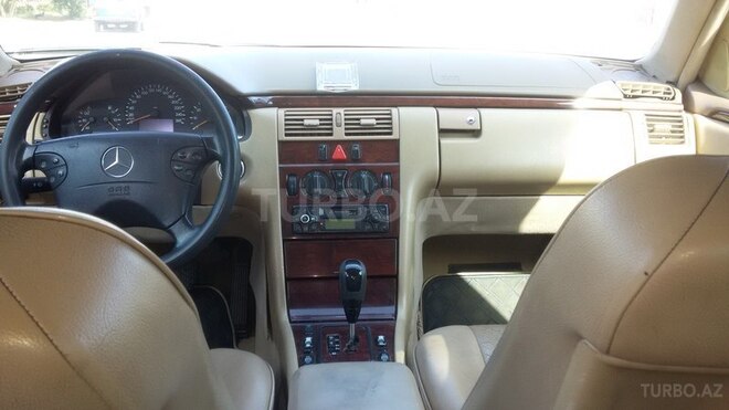 Mercedes E 200 2001, 308,055 km - 2.0 l - Bakı