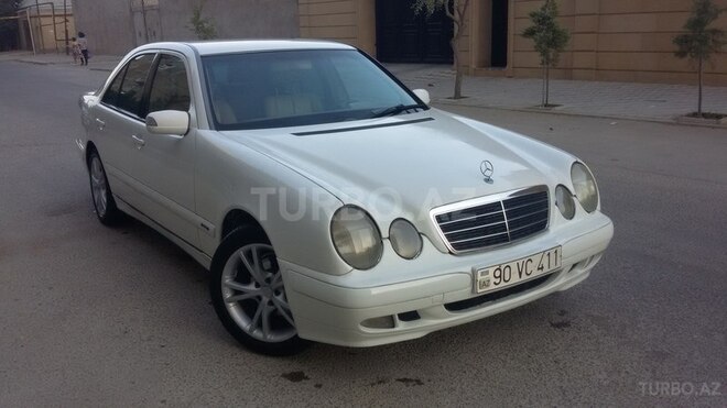 Mercedes E 200 2001, 308,055 km - 2.0 l - Bakı