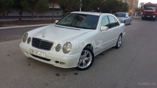 Mercedes E 200 2001, 308,055 km - 2.0 l - Bakı