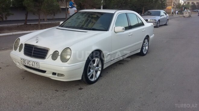 Mercedes E 200 2001, 308,055 km - 2.0 l - Bakı