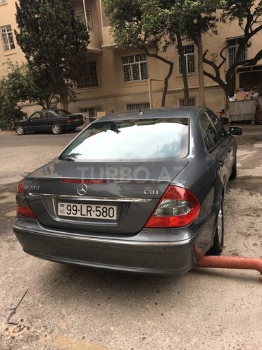 Mercedes E 220 2009, 195,000 km - 2.2 л - Bakı