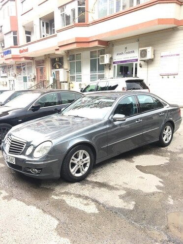 Mercedes E 220 2009, 195,000 km - 2.2 л - Bakı