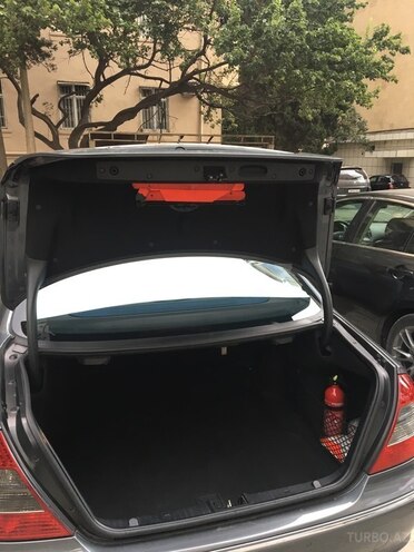 Mercedes E 220 2009, 195,000 km - 2.2 л - Bakı