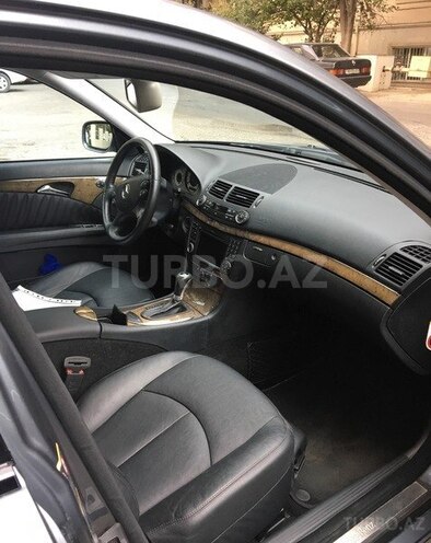 Mercedes E 220 2009, 195,000 km - 2.2 л - Bakı