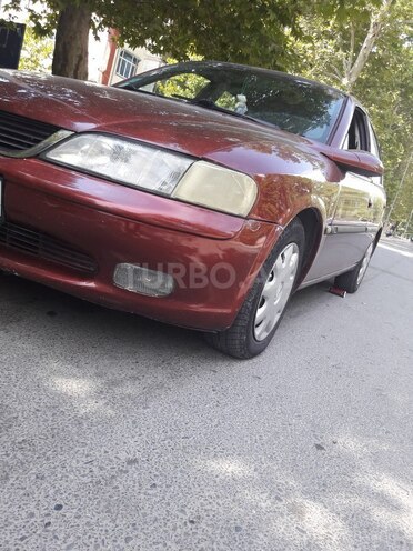 Opel Vectra 1997, 333,000 km - 1.8 l - Mingəçevir