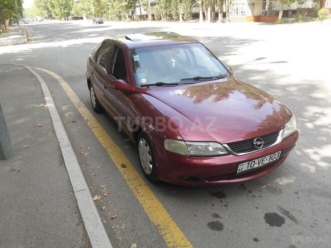 Opel Vectra 1997, 333,000 km - 1.8 l - Mingəçevir