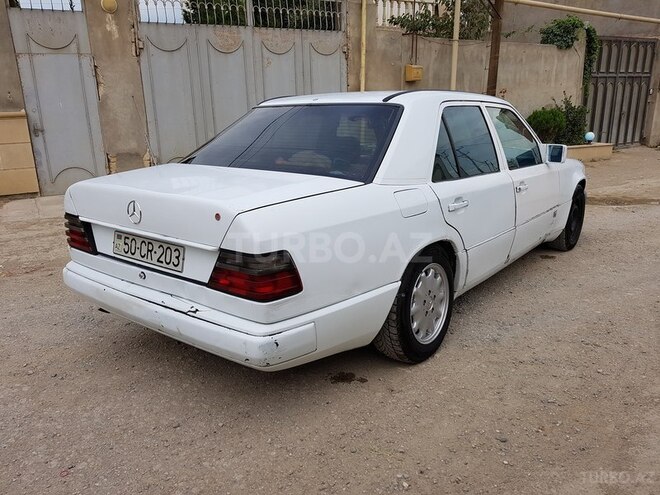 Mercedes E 200 1989, 3,000,000 km - 0.2 l - Bakı