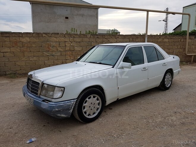 Mercedes E 200 1989, 3,000,000 km - 0.2 l - Bakı