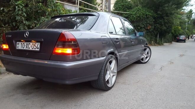Mercedes C 280 1998, 279,534 km - 2.8 l - Bakı
