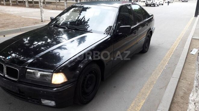 BMW 316 1993, 250,000 km - 1.6 l - Sumqayıt
