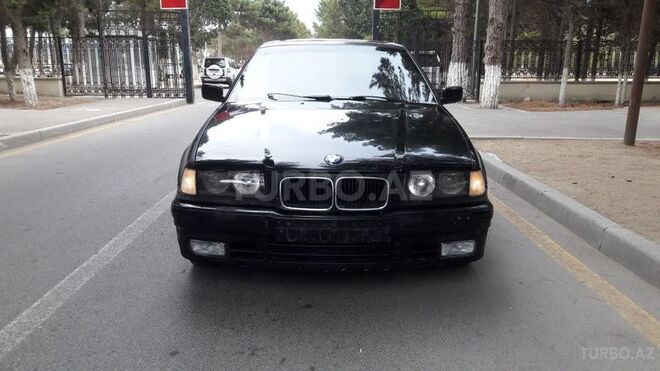 BMW 316 1993, 250,000 km - 1.6 l - Sumqayıt