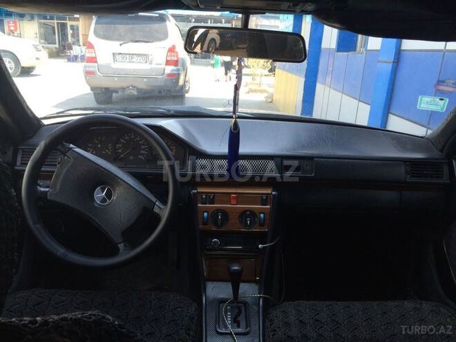 Mercedes E 300 1991, 21,696 km - 0.3 л - Bakı