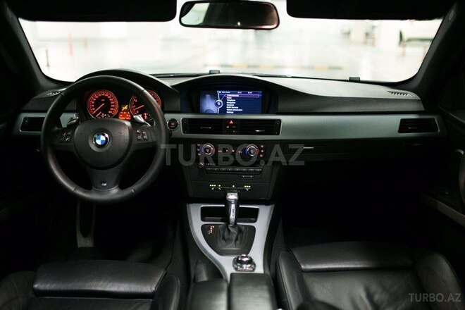 BMW 330 2009, 101,768 km - 3.0 l - Bakı