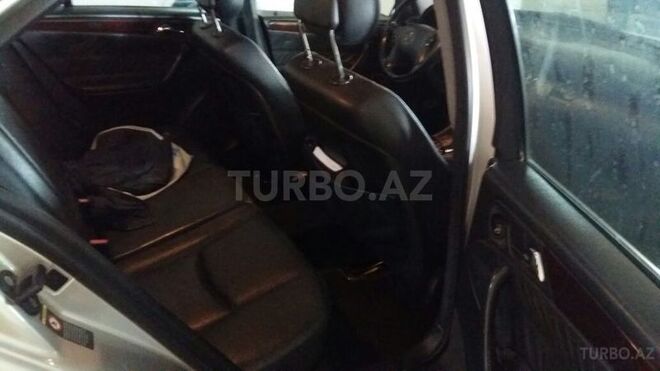 Mercedes C 320 2001, 255,000 km - 0.4 l - Bakı