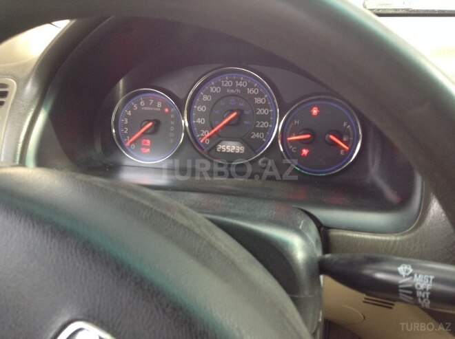 Honda Civic 2005, 255,239 km - 1.5 l - Ucar