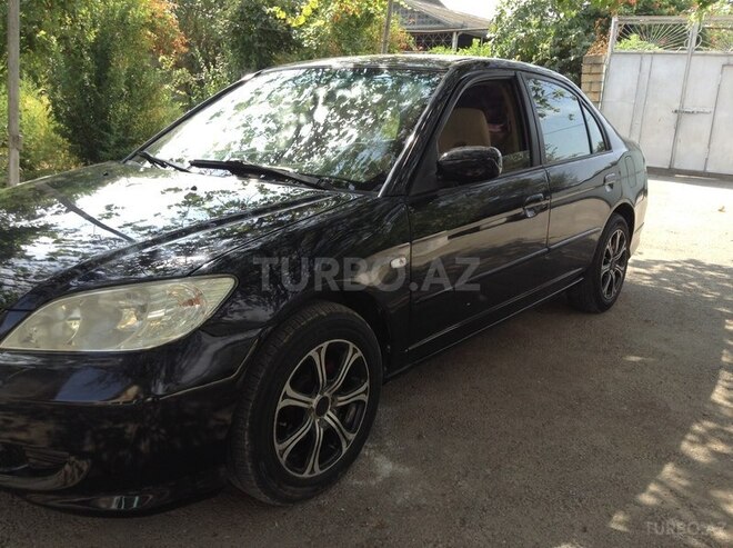 Honda Civic 2005, 255,239 km - 1.5 l - Ucar