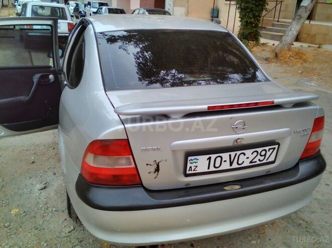 Opel Vectra 1998, 326,000 km - 1.8 л - Bakı