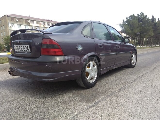 Opel Vectra 1997, 260,000 km - 2.0 л - Sumqayıt