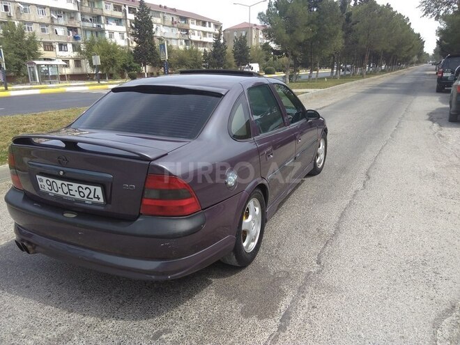 Opel Vectra 1997, 260,000 km - 2.0 л - Sumqayıt