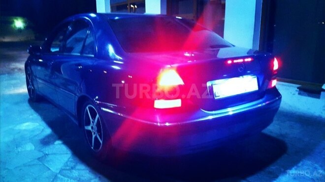 Mercedes C 220 2001, 374,000 km - 2.2 l - Bakı