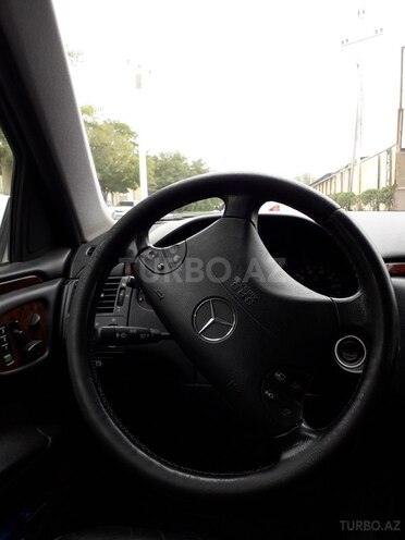 Mercedes E 240 1999, 260,000 km - 2.6 l - Bakı