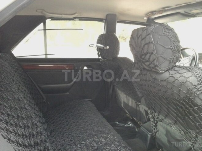 Mercedes E 280 1995, 333,500 km - 2.8 л - Bakı