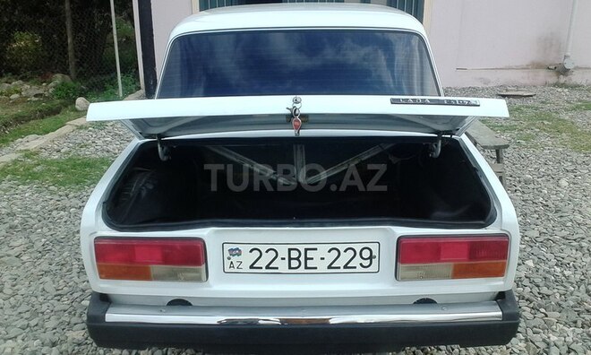 LADA (VAZ) 2107 2005, 149,876 km - 1.6 l - Quba