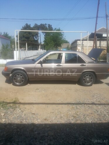 Mercedes 190 1991, 204,500 km - 1.8 l - Biləsuvar