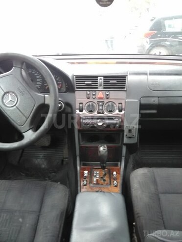 Mercedes C 180 1999, 330,000 km - 1.8 l - Bakı