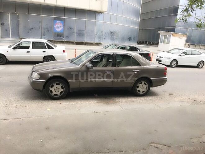 Mercedes C 220 1993, 22,500 km - 2.2 l - Bakı