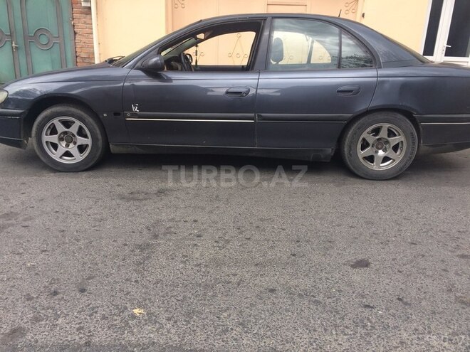 Opel Omega 1996, 389,000 km - 2.0 l - Zaqatala