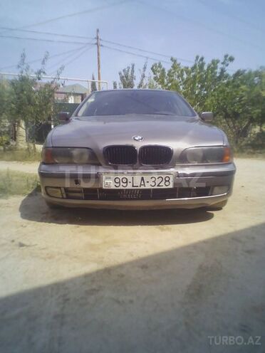 BMW 523 1996, 256,000 km - 2.5 l - Bakı