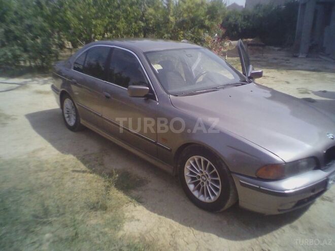 BMW 523 1996, 256,000 km - 2.5 l - Bakı