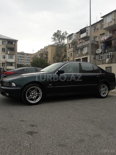 BMW 523 1997, 260,000 km - 2.5 l - Bakı