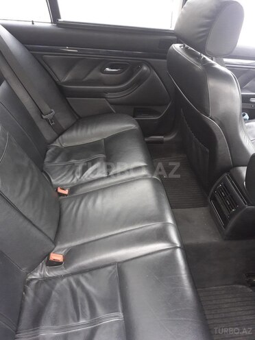 BMW 523 1997, 260,000 km - 2.5 l - Bakı