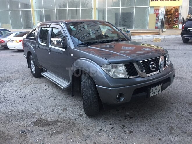 Nissan Navara 2011, 221,000 km - 2.5 l - Bakı
