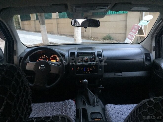 Nissan Navara 2011, 221,000 km - 2.5 l - Bakı