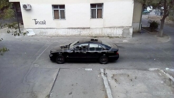 BMW 525 2002, 210,000 km - 2.5 l - Bakı